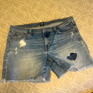 Gap women's cut off shorts size 10